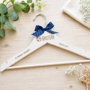 Percha de Madera Comunión Personalizada