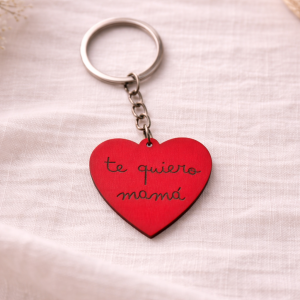 Llavero Personalizado de Madera en Forma de Corazón